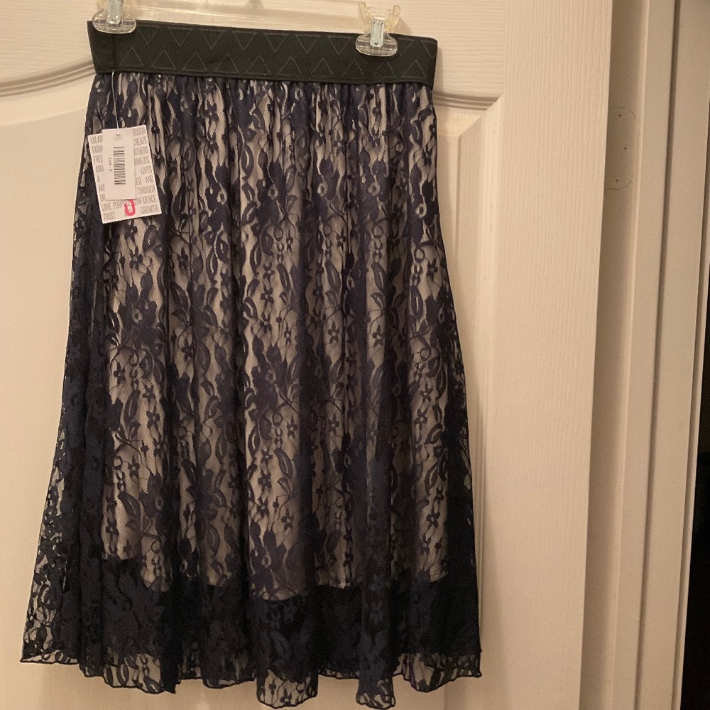 Lola small black lace over cream slip